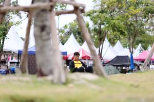 BIB: 
                            <button type="button" onclick="openModal(27860159)" class="btn btn-primary btn-sm float-right btn-popup" data-toggle="modal" data-target=".modal-high-quality">
                        <i class="fas fa-shopping-cart"></i> Add to Cart
                    </button>
                                            <button type="button" onclick="isThisMe(27860159, true)" class="btn btn-success btn-sm float-right btn-popup btn-isme hidden" data-toggle="tooltip" data-placement="bottom" title="นี่คือรูปของคุณใช่ไหม คลิกที่นี่เพื่อเอาเข้าอัลบั้ม">
                        <i class="fas fa-plus"></i> Add to album
                    </button>
                    <button type="button" onclick="isThisMe(27860159, false)" class="btn btn-warning btn-sm float-right btn-popup btn-isnotme hidden">
                        <i class="fas fa-ban"></i> Remove from album
                    </button>